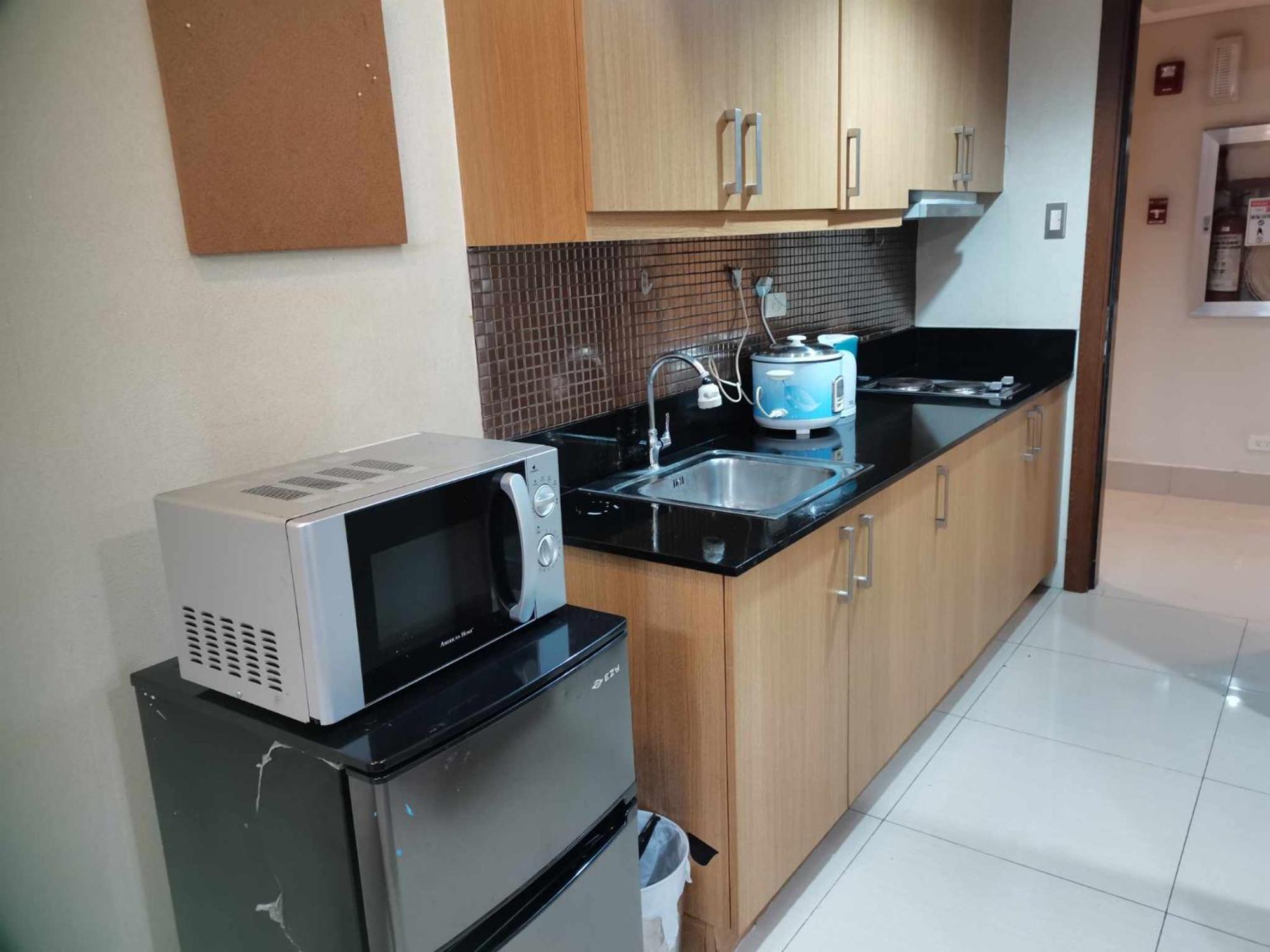 Shell Residences Moa Complex Pasay * Manila