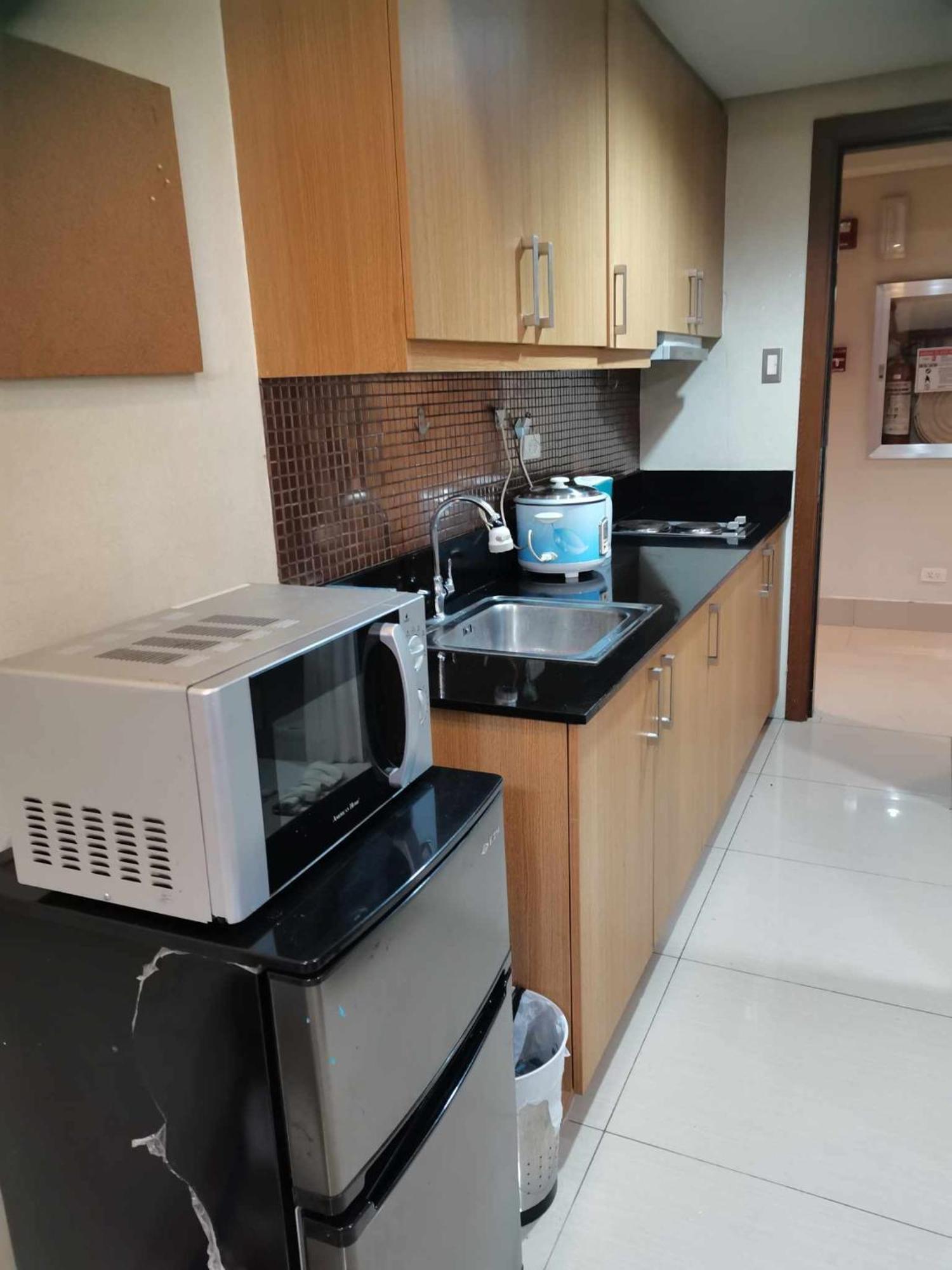 Shell Residences Moa Complex Pasay Manila