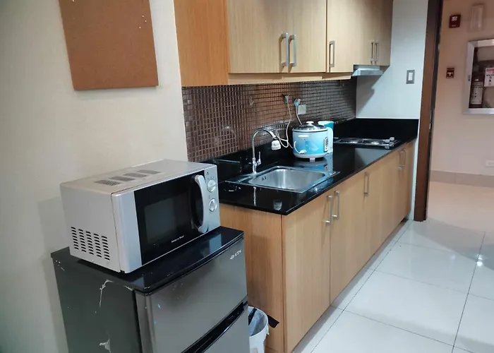 Shell Residences Moa Complex Pasay